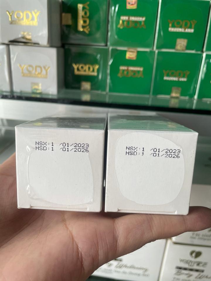 Serum trắng da căng bóng phương anh-duoc-ban-tai-Sỉ Nhà Mến