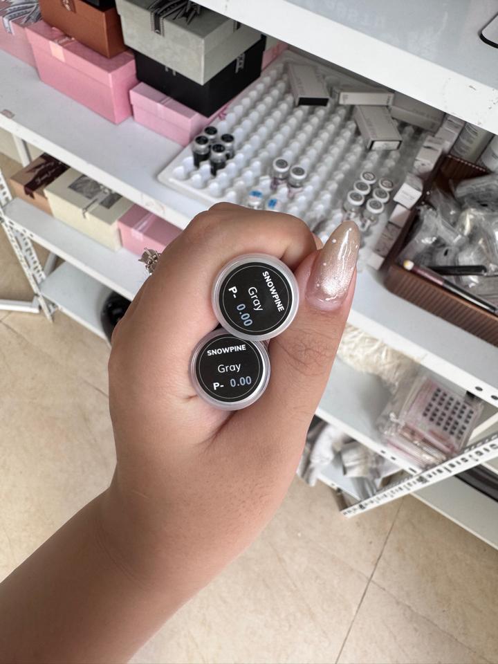 .lens65-duoc-ban-tai-Kaye