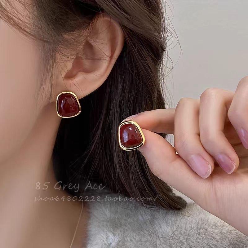 Bông tai hình học kiểu pháp hot girl đơn giản-duoc-ban-tai-Tẹt 1996- Phụ Kiện Trang Sức