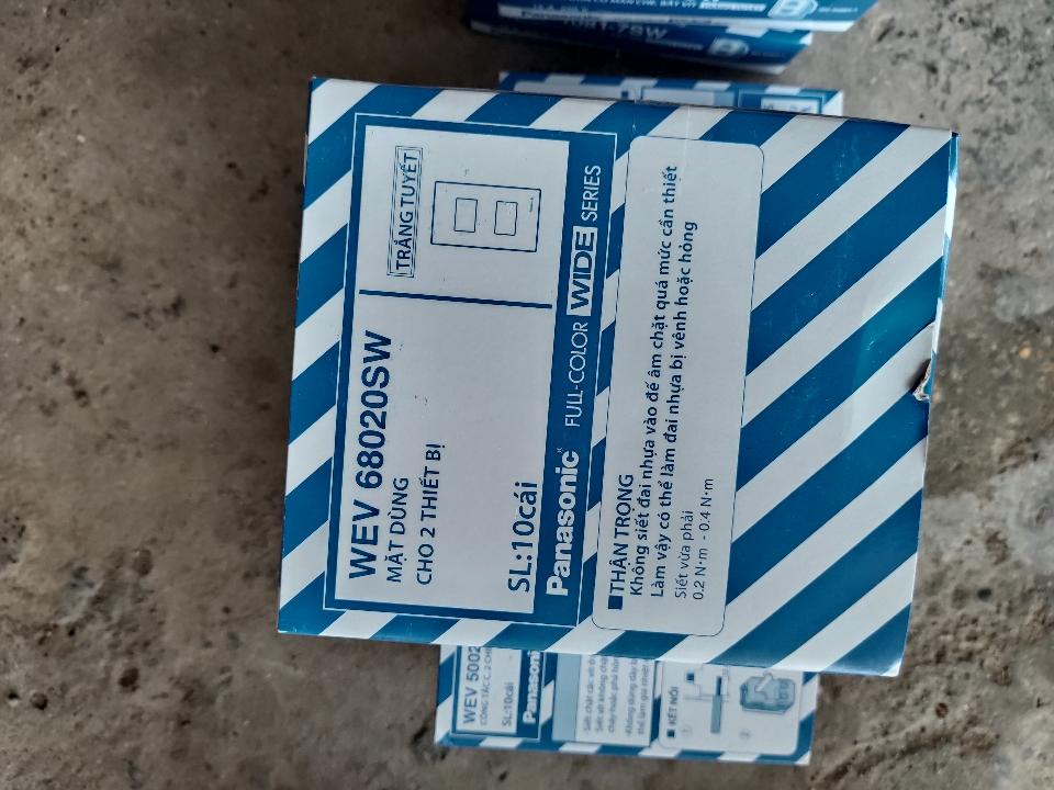 Mặt 1,2,3,lỗ panasonic-duoc-ban-tai-Nguyễn Văn Hưởng