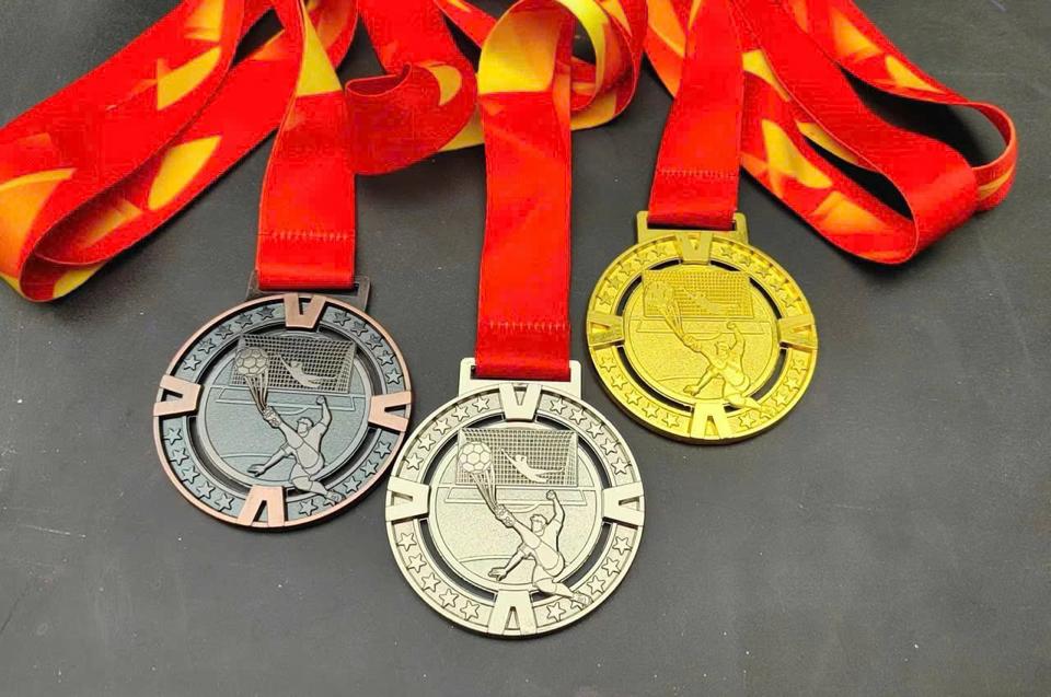 Huy chương Bóng Đá-duoc-ban-tai-BS Sport