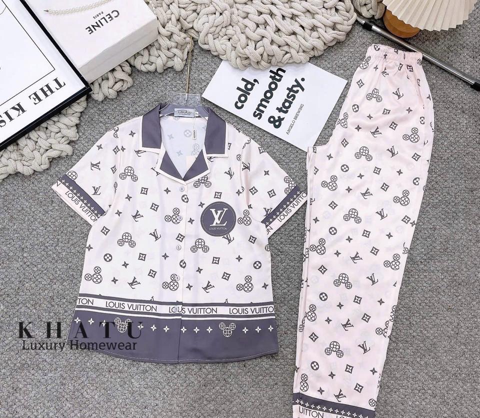 CỘC CC LV GHI-duoc-ban-tai-Khả Tú Pijamas
