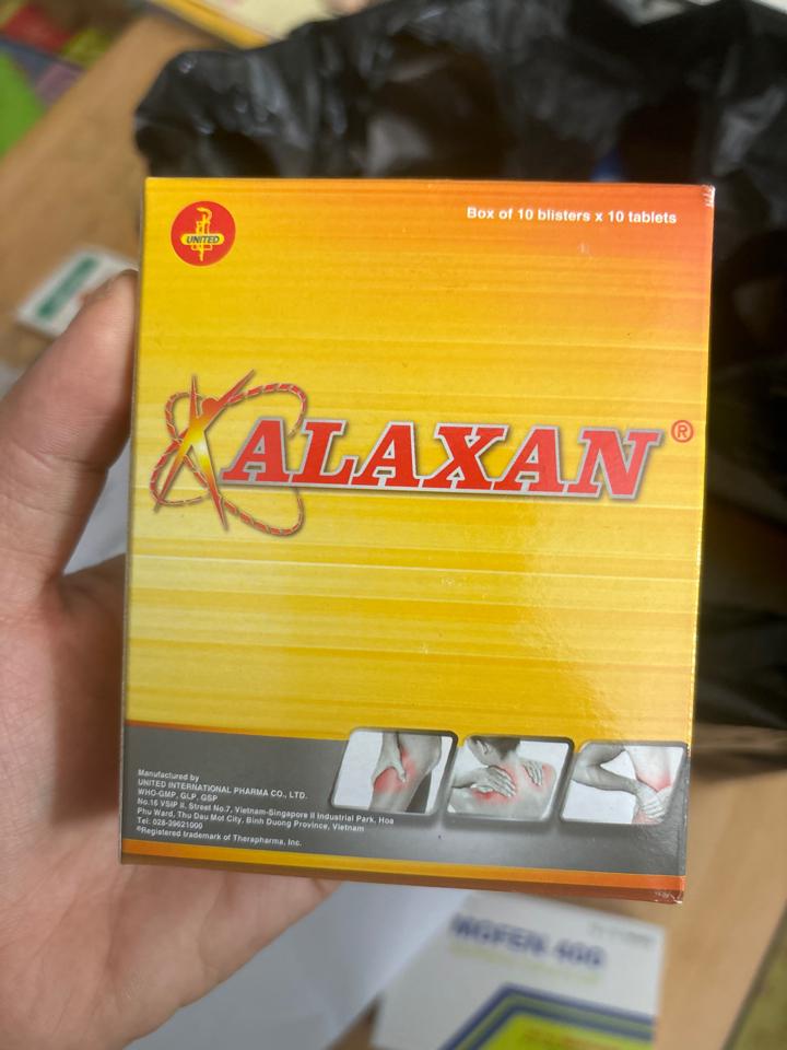 Alaxan-duoc-ban-tai-Quầy thuốc trung tâm