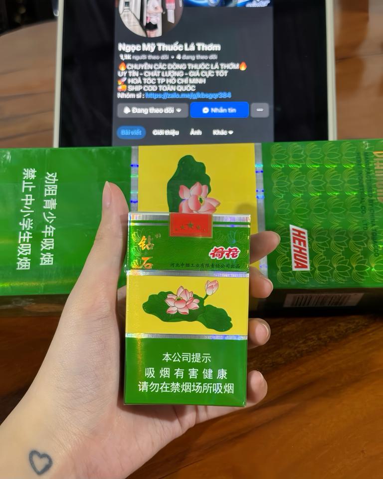 Hoa Sen-duoc-ban-tai-THUỐC LÁ THƠM CANDY BÔNG