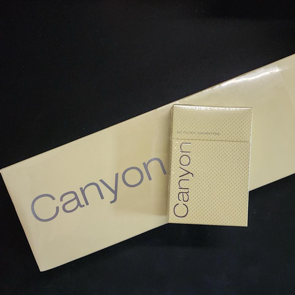 Canyon Vàng -duoc-ban-tai-Ngọc Mỹ Thuốc Lá Thơm