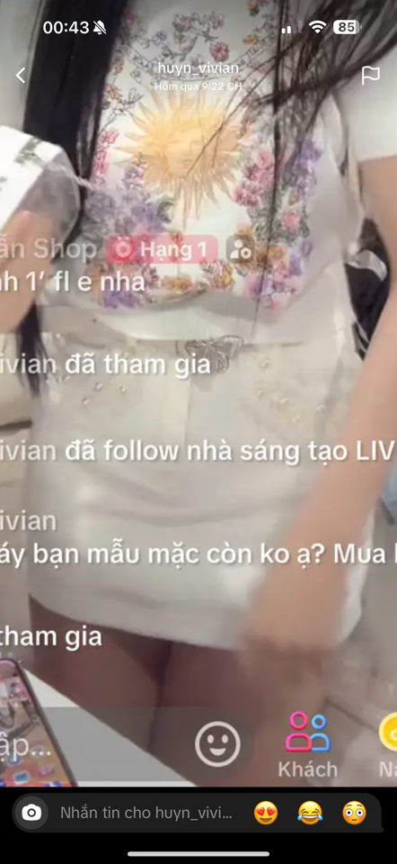 chân váy đính ngọc-duoc-ban-tai-Mẫn Mẫn Shop- Đỗ Quang Thiều Sotre