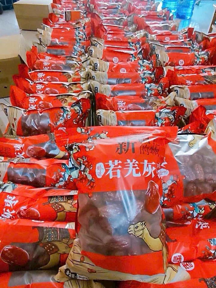 ☘️ Táo đỏ Tân Cương (gói 500gr)-duoc-ban-tai-Hoàng Hoa _ Kho sỉ ăn vặt Bình Dương