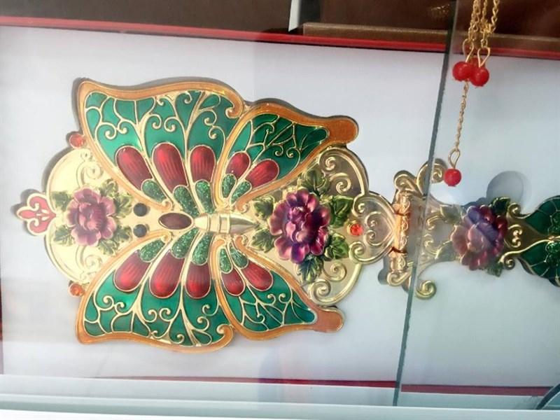 GƯƠNG HẦU -duoc-ban-tai-DIỆP MY PHONG THỦY TÂM LINH