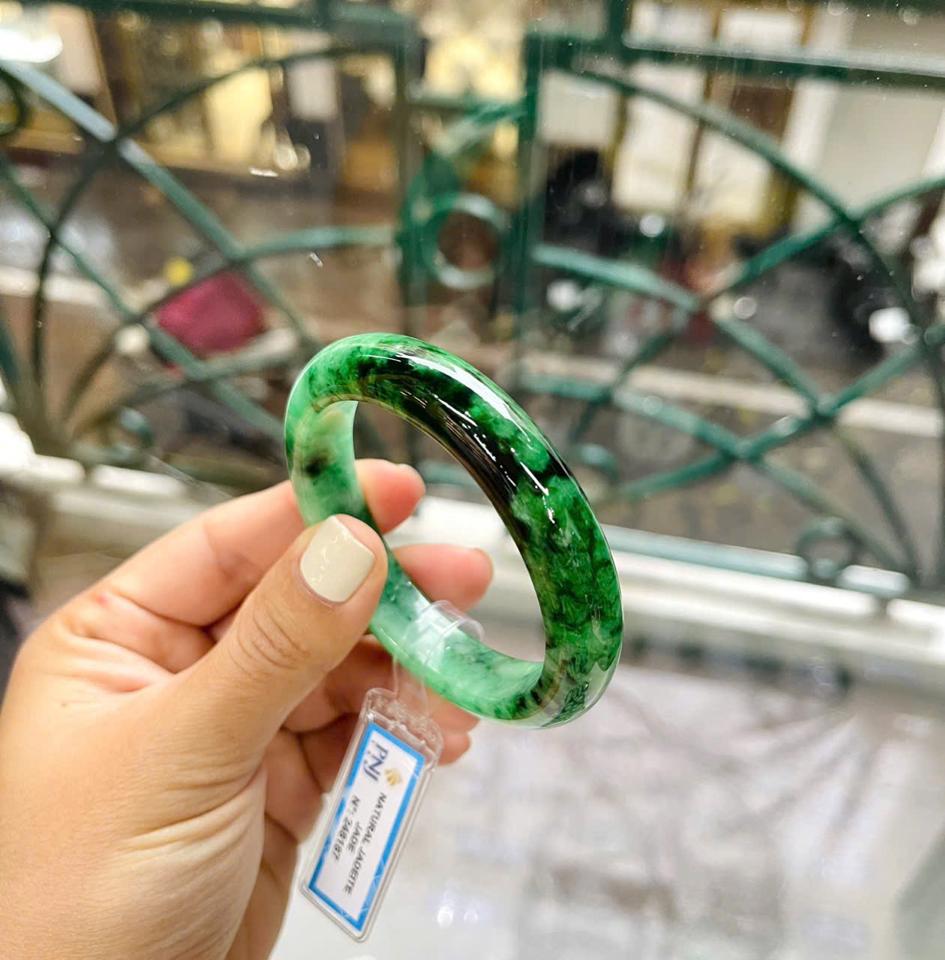 VÒNG NGỌC JADE TYPEA+ XANH ĐIỂM LÝ NITAY 57-duoc-ban-tai-DIỆP MY PHONG THỦY TÂM LINH