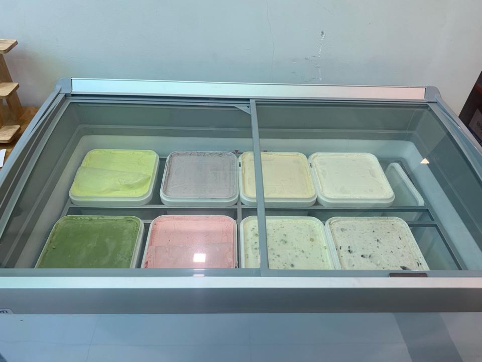 Kem Khoai Môn-duoc-ban-tai-Kem Thái Lan Mingo