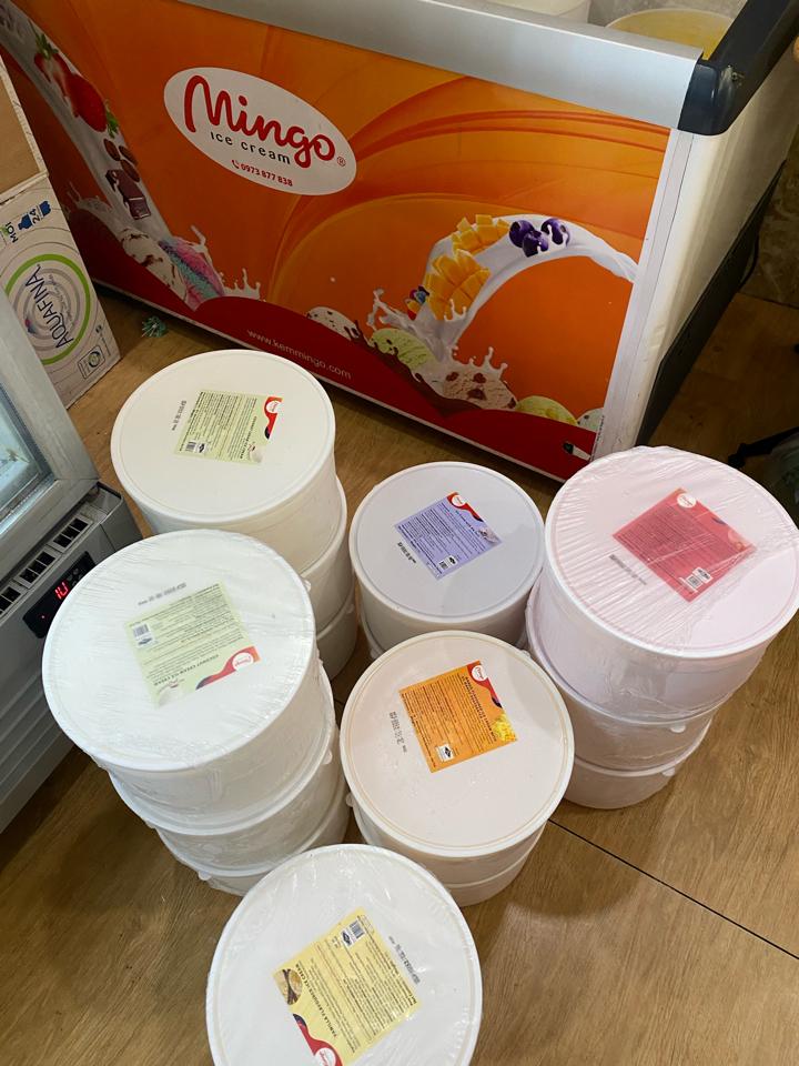 Kem Khoai Môn-duoc-ban-tai-Kem Thái Lan Mingo