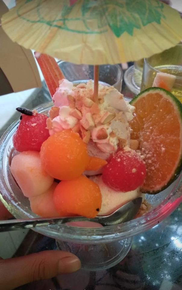 Kem Trái Cây-duoc-ban-tai-Kem Thái Lan Mingo