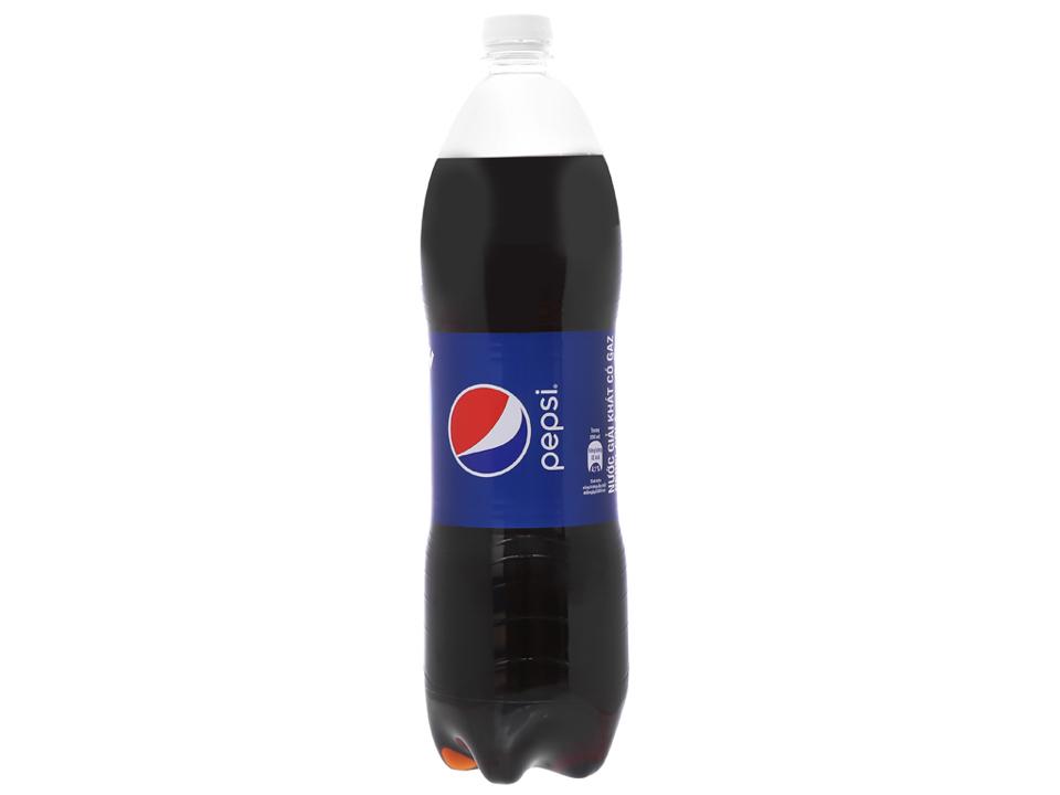 Pepsi 7up khổng lồ-duoc-ban-tai-Tạp hoá Mai Thương