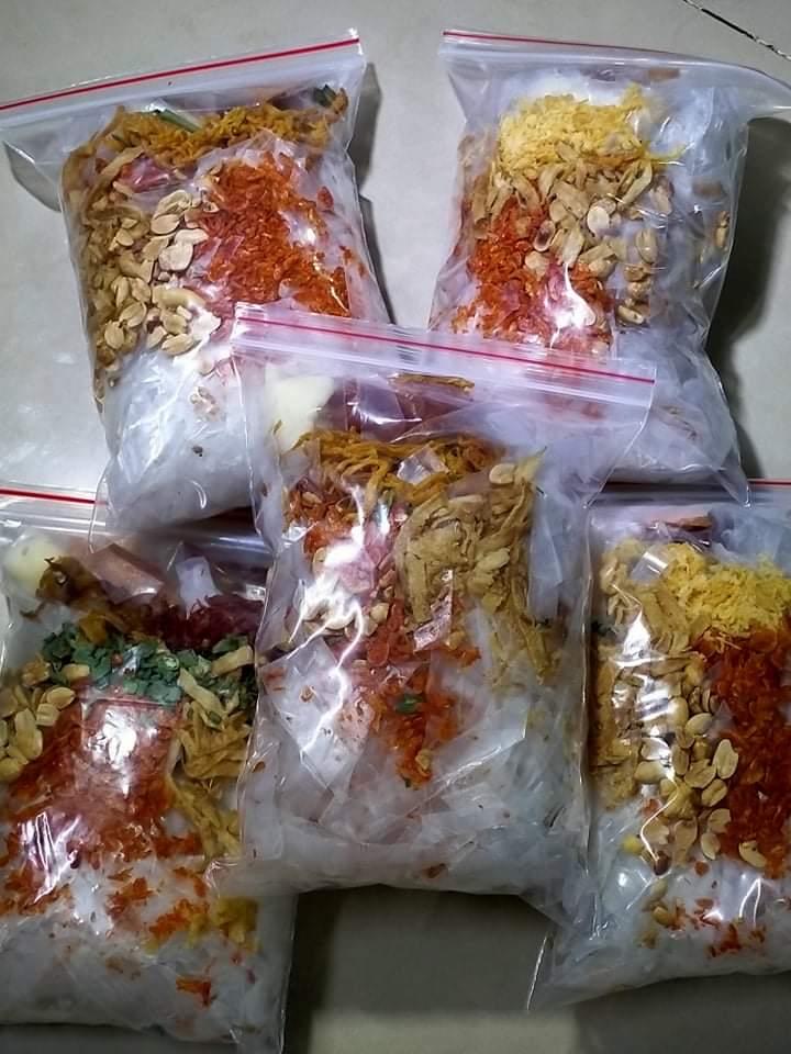 Bánh tráng trộn 10k-duoc-ban-tai-Tạp hoá Mai Thương