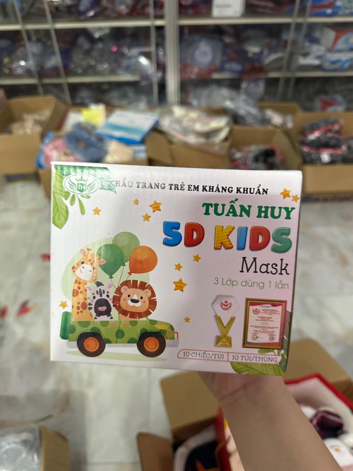 Khẩu trang em bé ( thùng 100c mix hình )-duoc-ban-tai-UYÊN NHƯ XIN CHÀO