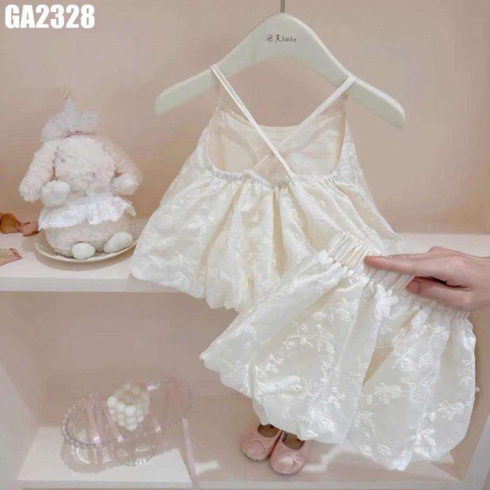 GA2328 - Set Áo 2 Dây Kèm Quần Bí Thêu Hoa Lá-duoc-ban-tai-Nhập Khẩu Chính Hãng
