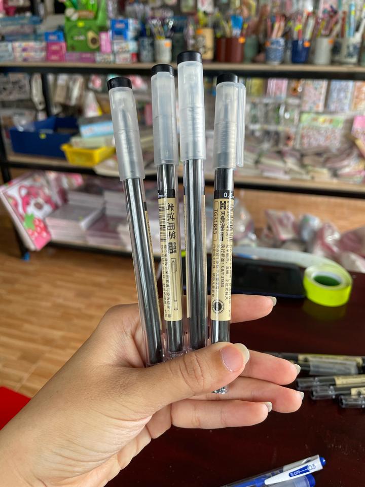 Bút gel Muji-duoc-ban-tai-Gấu Trúc’s House