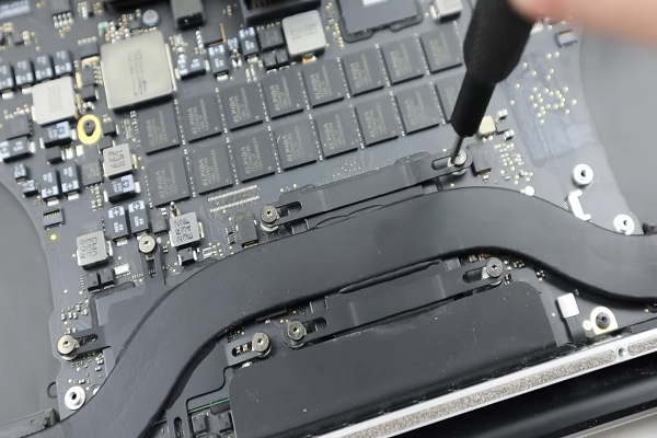 SỬA CHỮA & THAY THẾ LINH KIỆN MACBOOK-duoc-ban-tai-TRUNG TÂM SỬA CHỮA LAPTOP TRUNG KIÊN