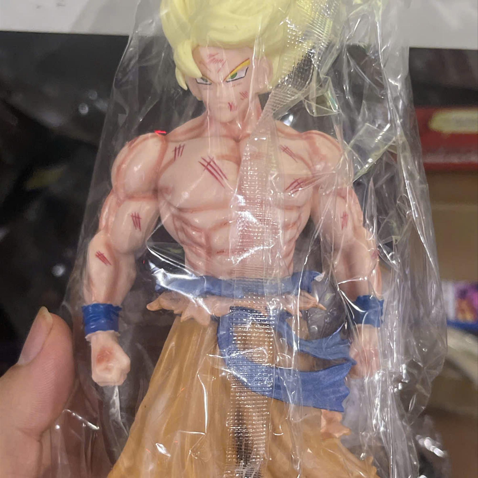 Goku DX F2 Tóc Vàng-duoc-ban-tai-Mô hình 24