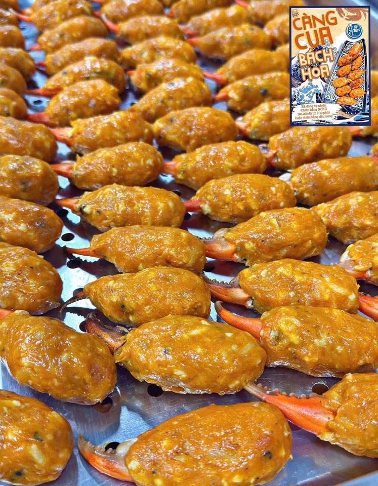 Càng cua bách hoa-duoc-ban-tai-Lê Lê Minimart