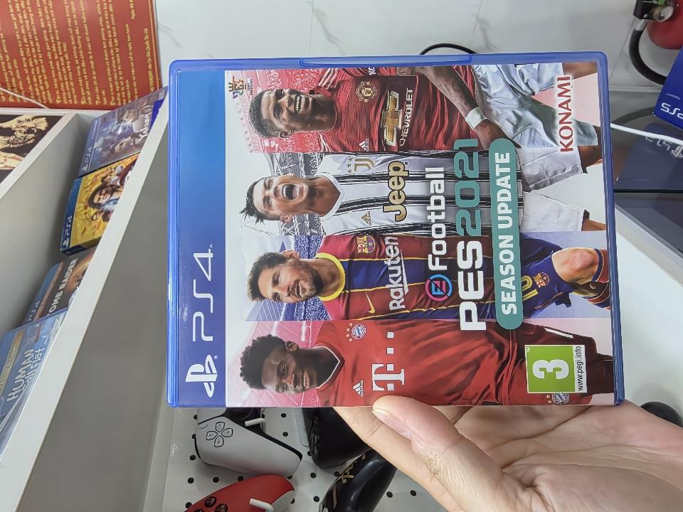 Pes21 - PS4-duoc-ban-tai-NAM NGUYEN