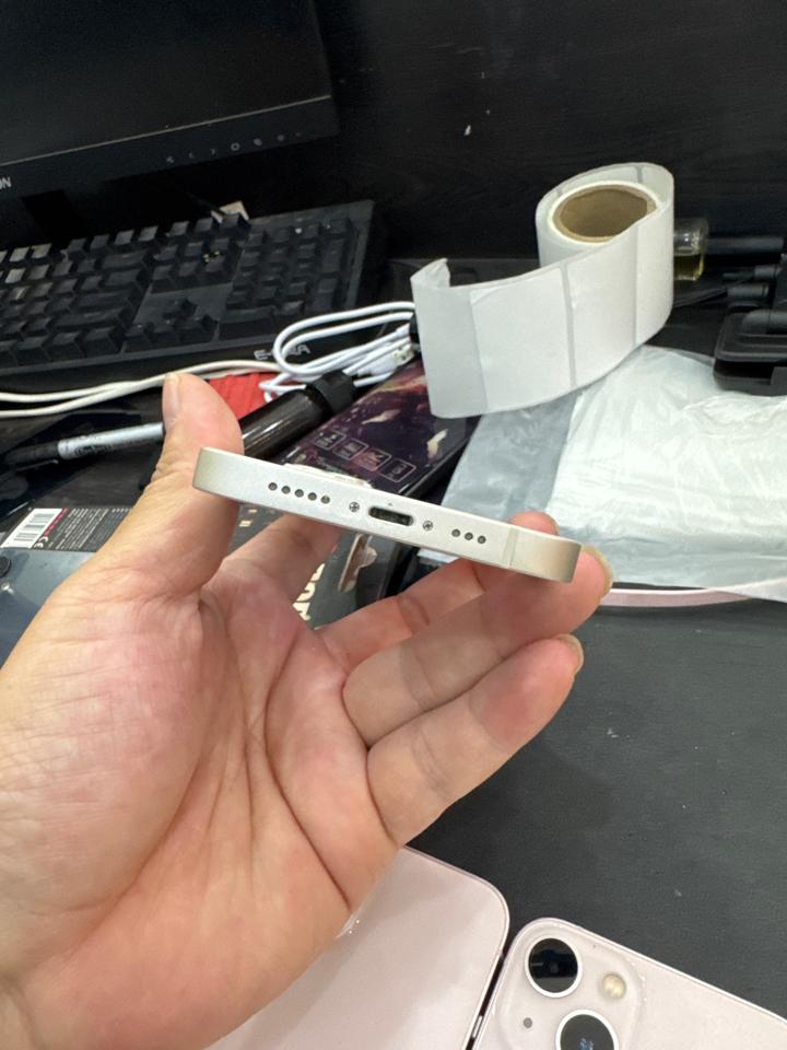 iPhone 13 256G pin 86% trắng 262298-duoc-ban-tai-HuấnĐT.VN - Mua Bán Sửa Chữa Điện Thoại tại Hải Hậu