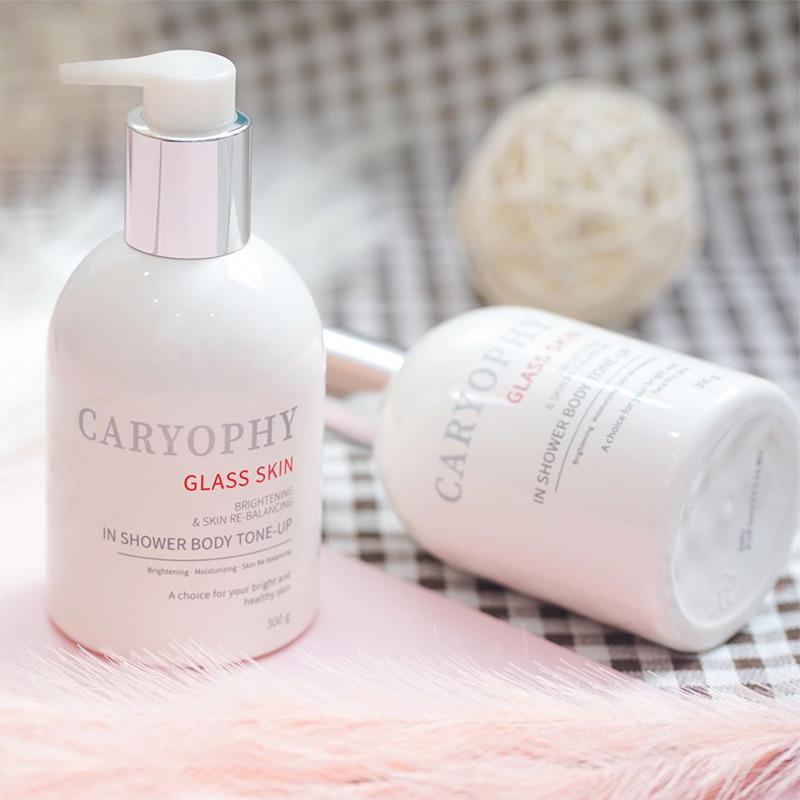 Kem Dưỡng Caryophy Trắng Sáng Da Body Che Khuyết Điểm Glass Skin 3 in 1 Shower Tone Up 300g-duoc-ban-tai-NHÀ THUỐC TAM NGUYÊN