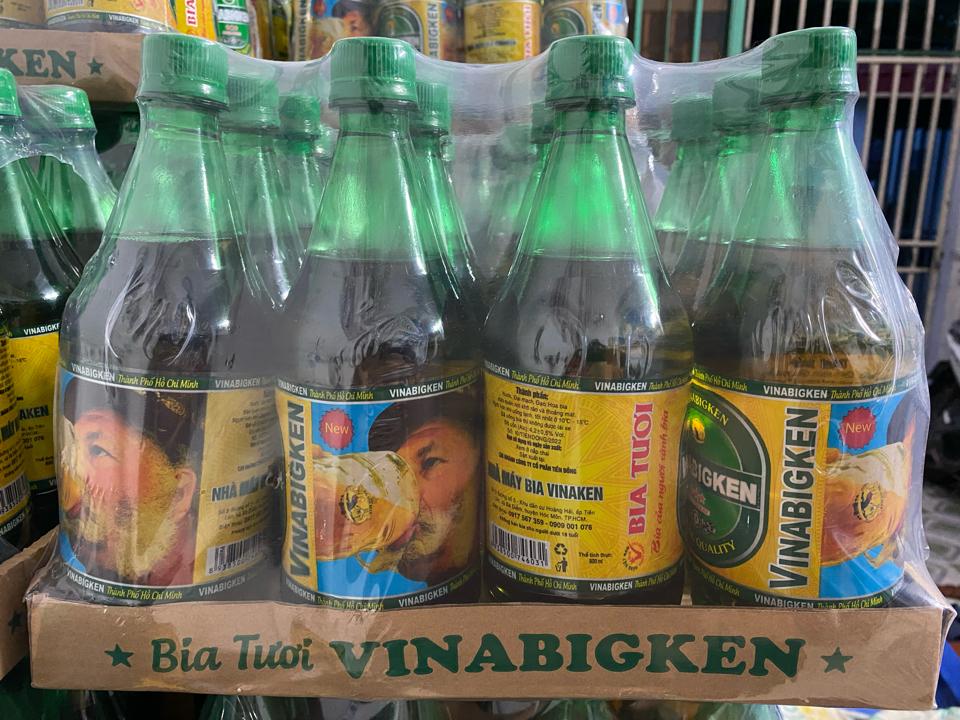 Bia VINABIGKEN lốc 12 chai-duoc-ban-tai-ĐẠI LÝ PHÂN PHỐI BIA TƯƠI VINABIGKEN CẦN THƠ