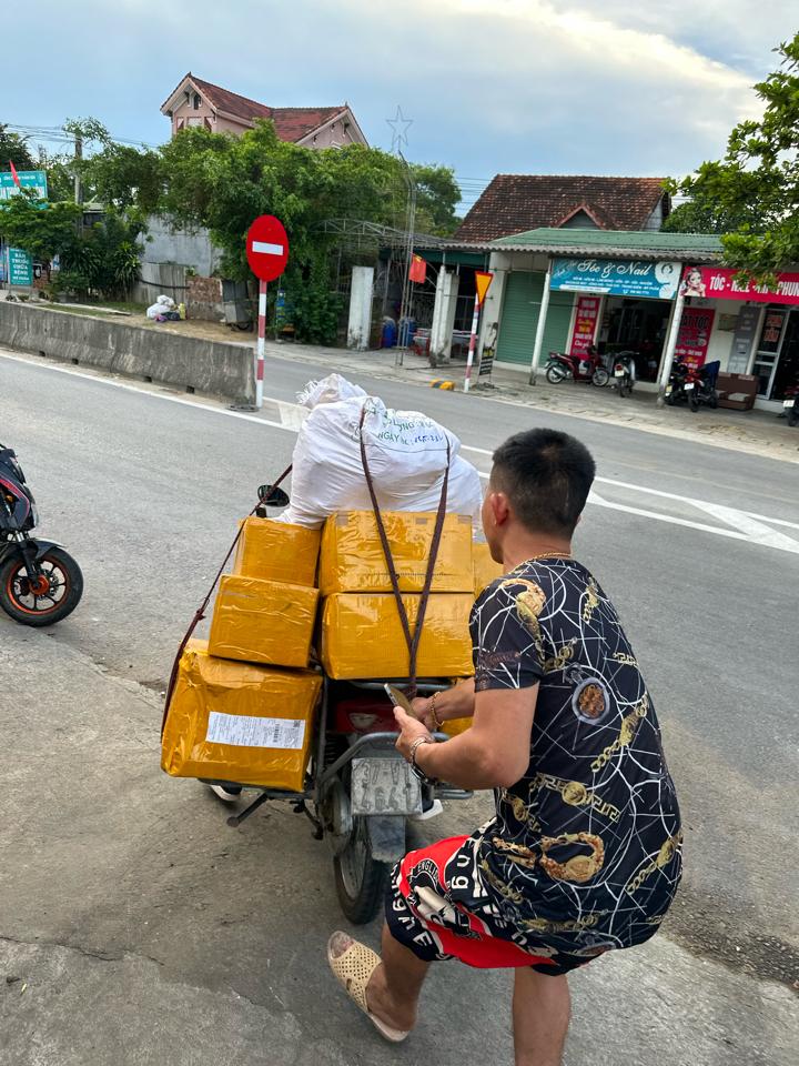 trà  đen nguyên  lá đặc biệt đài  loan-duoc-ban-tai-CSHKD PHA CHẾ ĐỒ UỐNG  HỒNG BÉO - NGUYÊN LIỆU ĐÀI LOAN