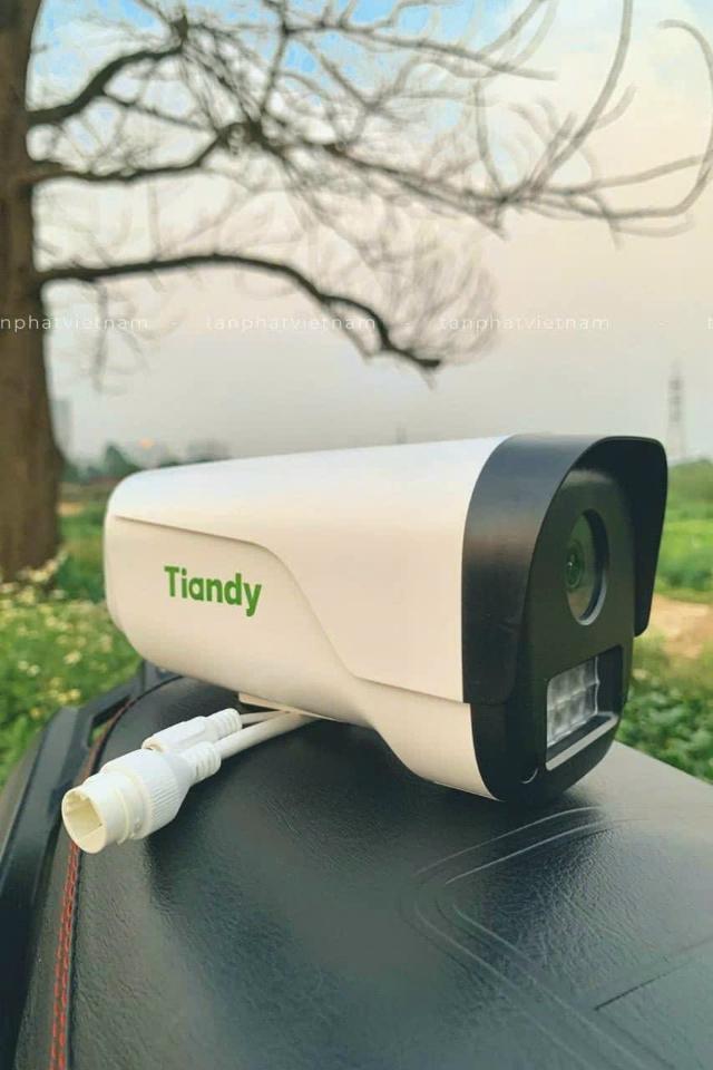 Camera thân Tiandy TC-C13ZN độ phân giãi 3M, đèn led, mic-duoc-ban-tai-Camera Trung Dũng