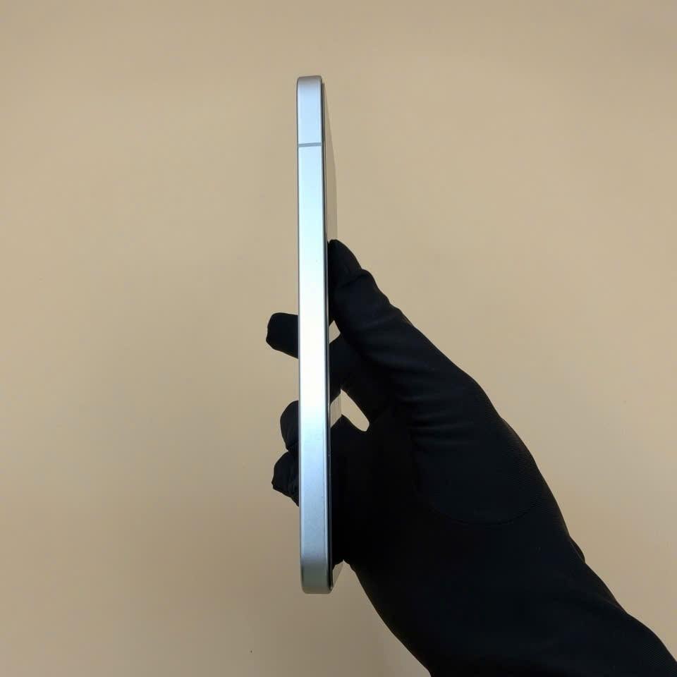 Redmi turbo 4 16/256 lưu nhẹ Rom quốc tế-duoc-ban-tai-Nhất Tín Mobile , anh chị nhắn zalo 0937545427 ,để tư vấn trước khi đặt hàng giúp em