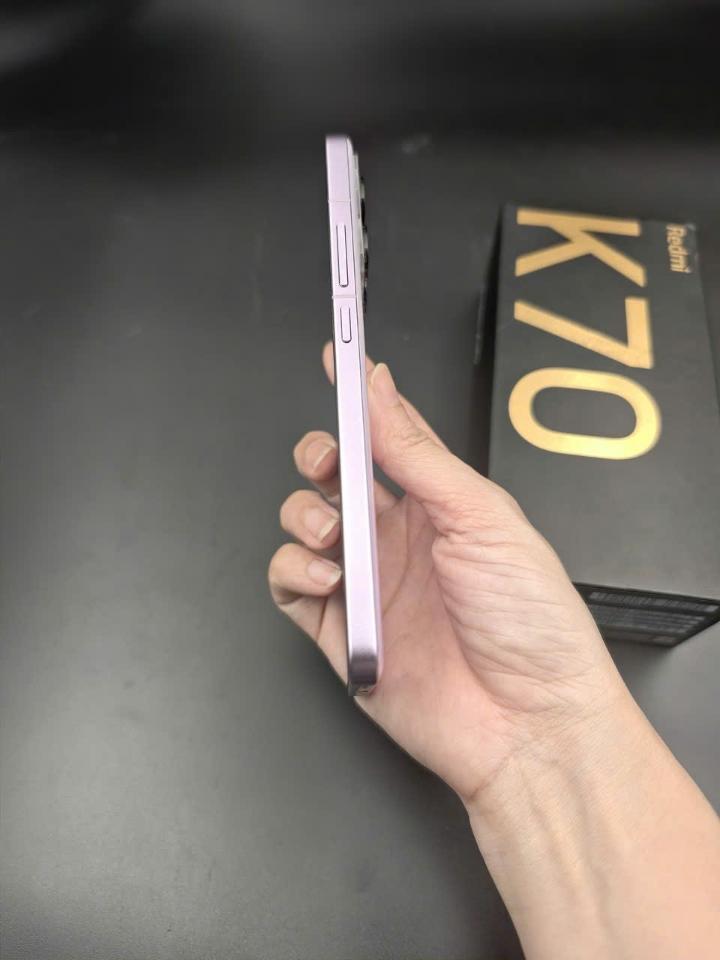 Redmi k70 12/256 Rom quốc tế-duoc-ban-tai-Nhất Tín Mobile