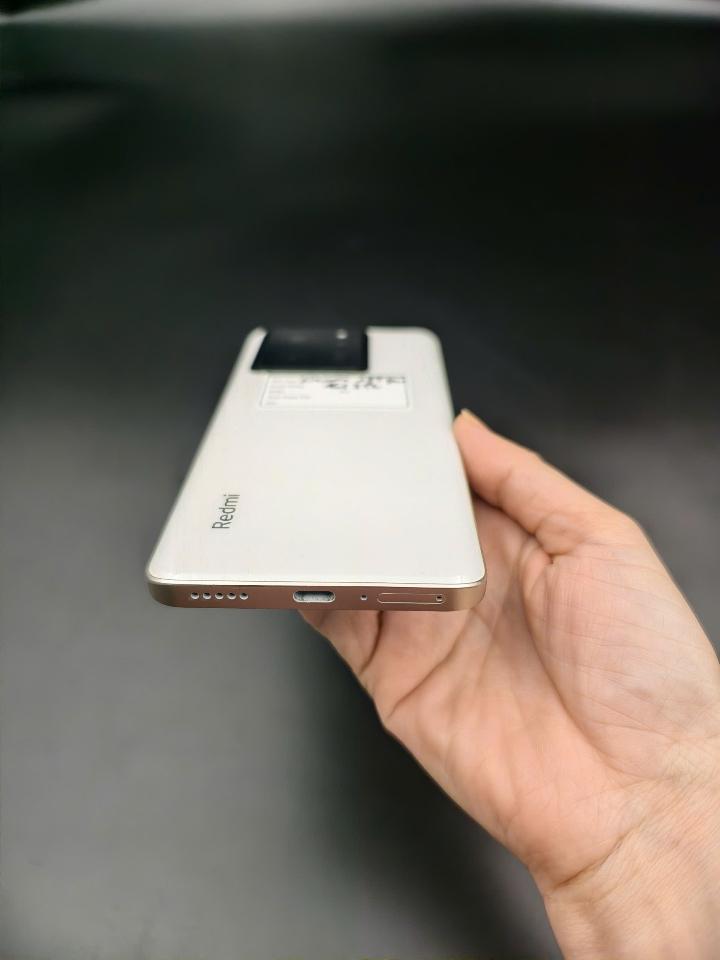 K60 Ultra – 16/256 rom quốc tế-duoc-ban-tai-Nhất Tín Mobile
