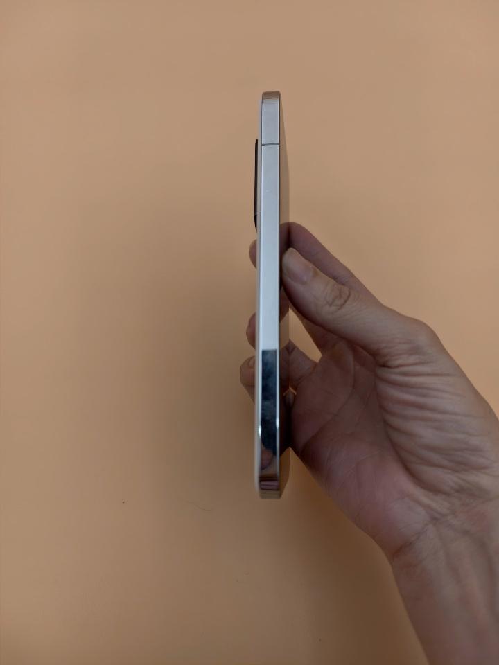 Xiaomi 14 12/256 Rom quốc tế sạc-duoc-ban-tai-Nhất Tín Mobile , anh chị nhắn zalo 0937545427 ,để tư vấn trước khi đặt hàng giúp em