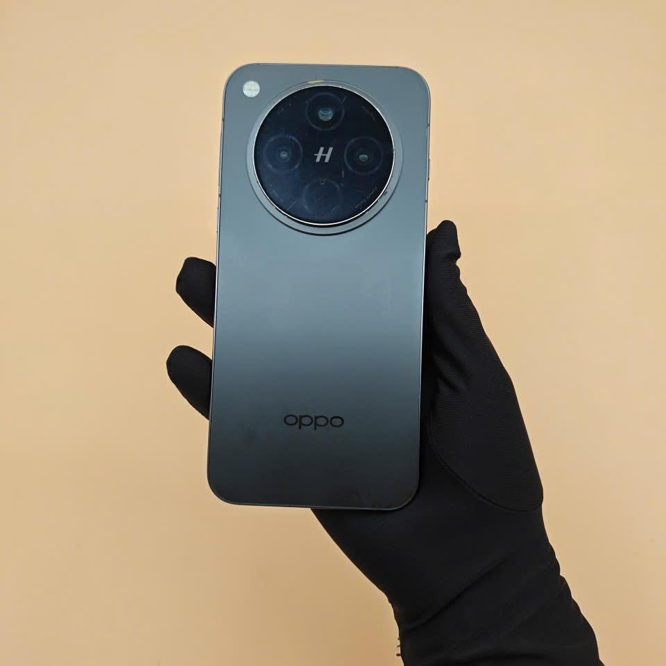 Oppo Find X8 16/256-duoc-ban-tai-Nhất Tín Mobile , anh chị nhắn zalo 0937545427 ,để tư vấn trước khi đặt hàng giúp em