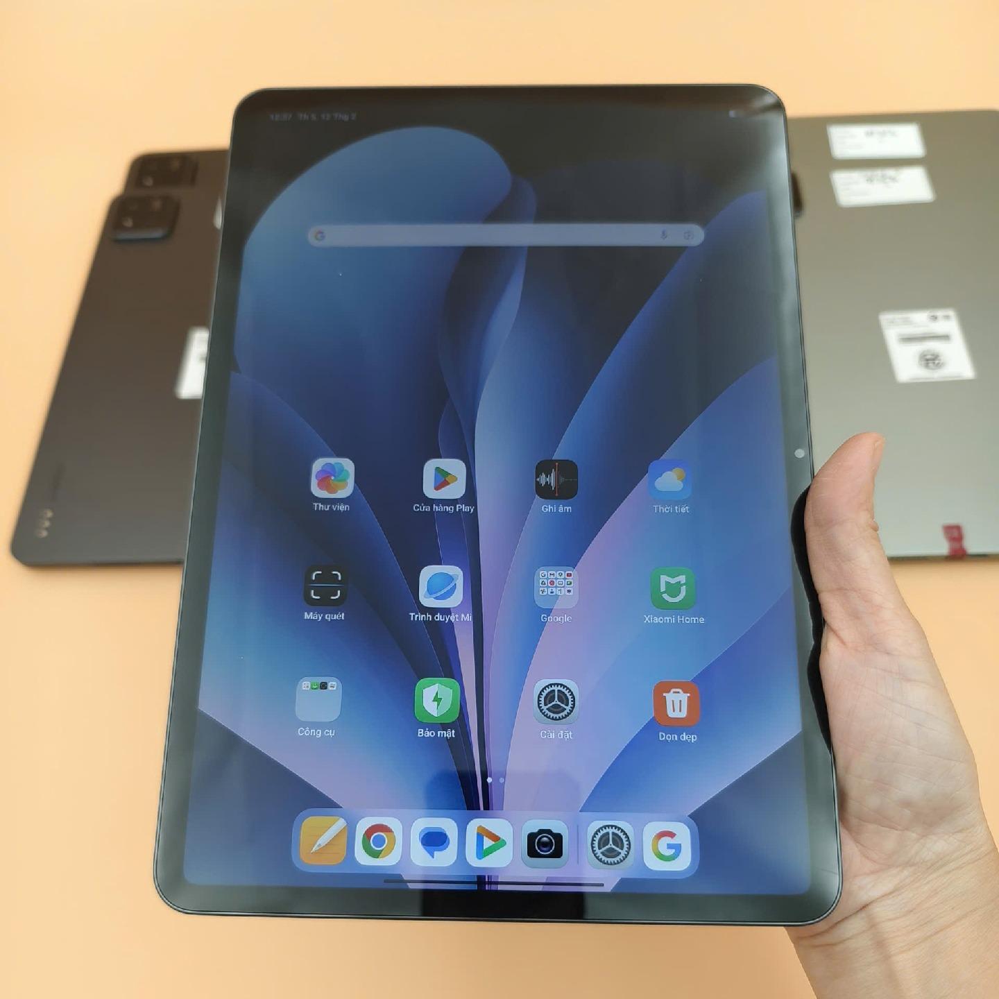 Xiaomi Mipad 7 8/256 Rom Quốc tế kèm sạc-duoc-ban-tai-Nhất Tín Mobile , anh chị nhắn zalo 0937545427 ,để tư vấn trước khi đặt hàng giúp em