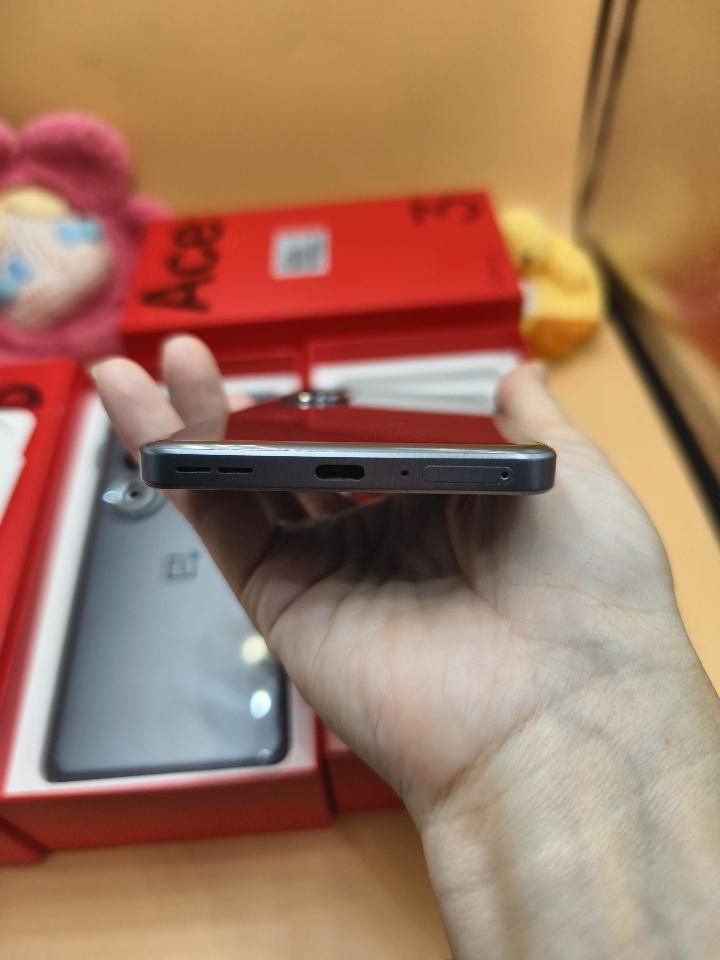 OnePlus Ace 3V – 12/256GB – 5G – Máy đẹp 98,9%
-duoc-ban-tai-0937545427