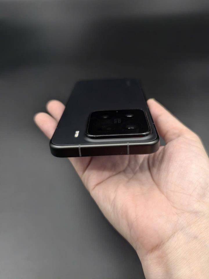 Xiaomi 15 16/512 Rom quốc tế-duoc-ban-tai-Nhất Tín Mobile
