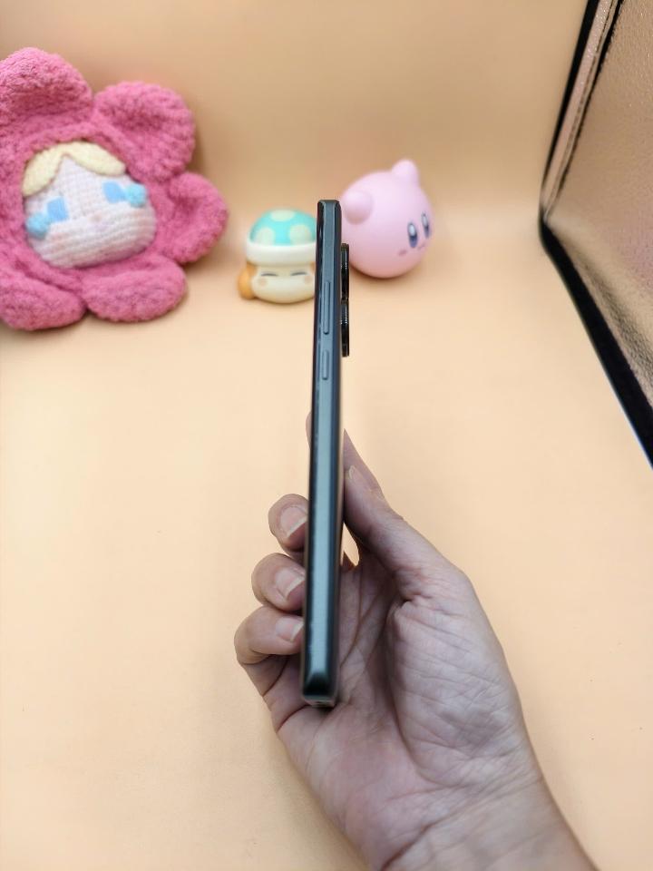 Realme GT Neo 6 12/256-duoc-ban-tai-0937545427