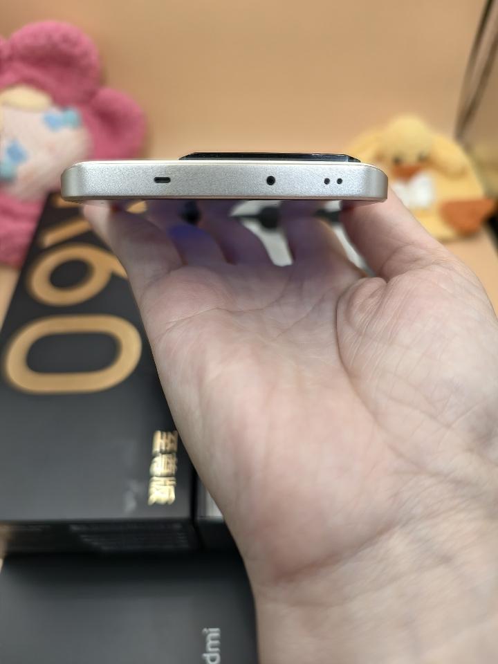 K60 Ultra – 12/256G máy đẹp 98,9% fullbox-duoc-ban-tai-0937545427