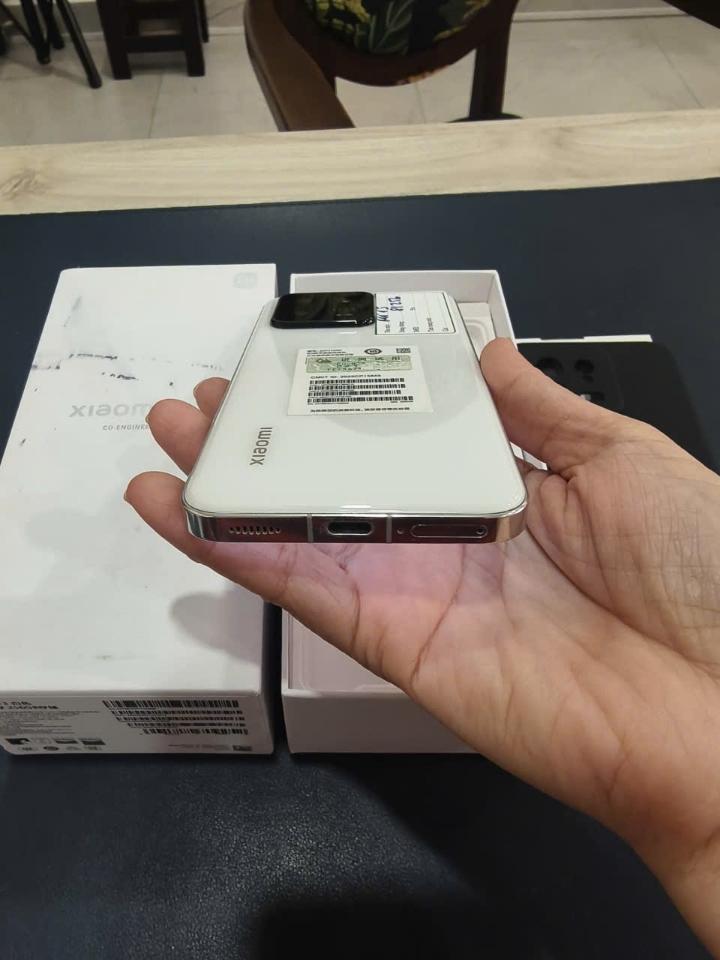 Xiaomi 13 8/256 Rom quốc tế-duoc-ban-tai-0937545427