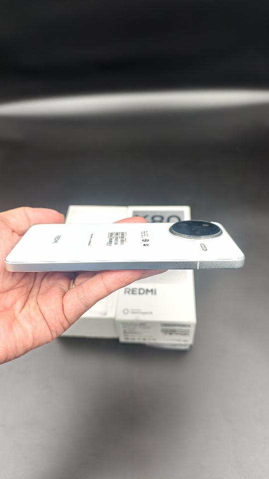 Redmi k80 pro 12/256 fullbox-duoc-ban-tai-Nhất Tín Mobile , anh chị nhắn zalo 0937545427 ,để tư vấn trước khi đặt hàng giúp em