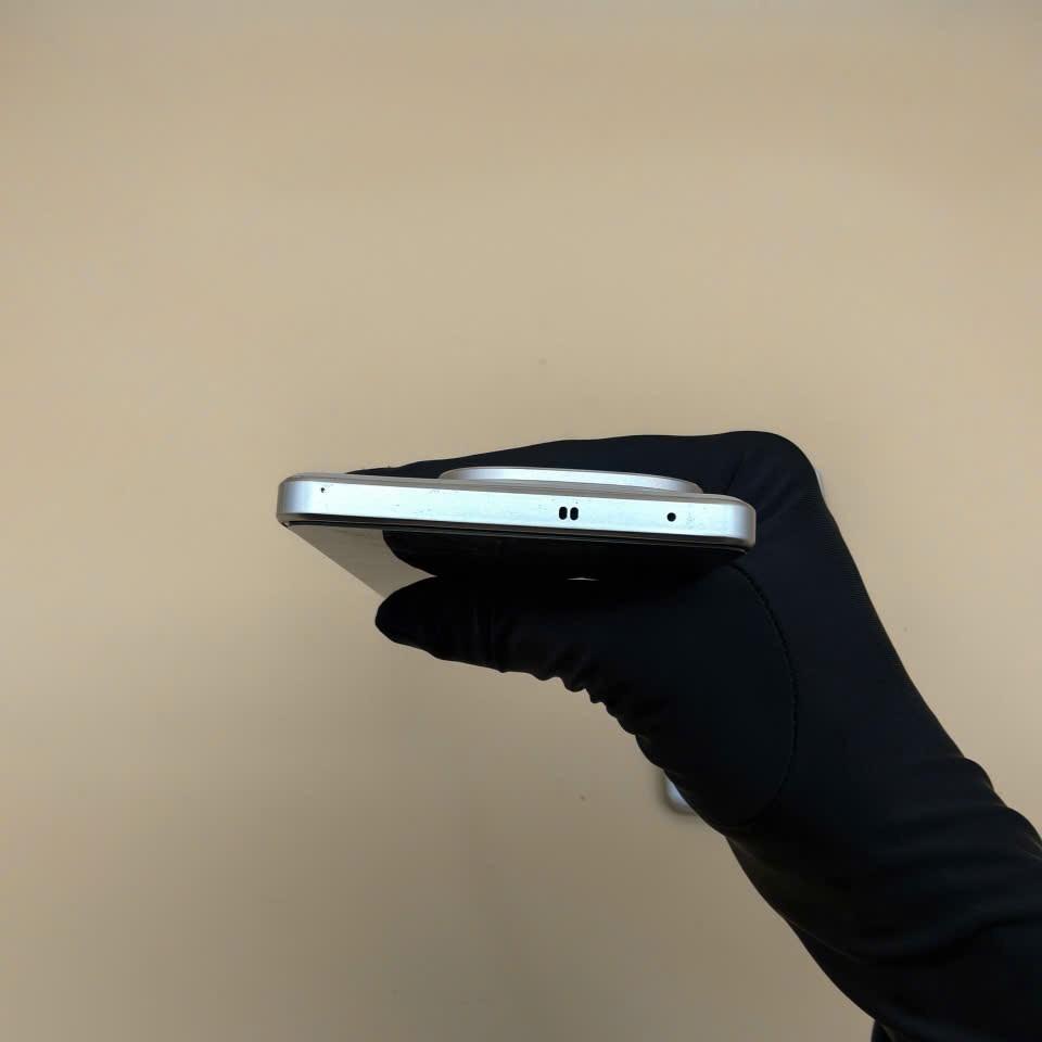 ViVo  IQOO Z10 Turbo pro 12/256-duoc-ban-tai-Nhất Tín Mobile , anh chị nhắn zalo 0937545427 ,để tư vấn trước khi đặt hàng giúp em