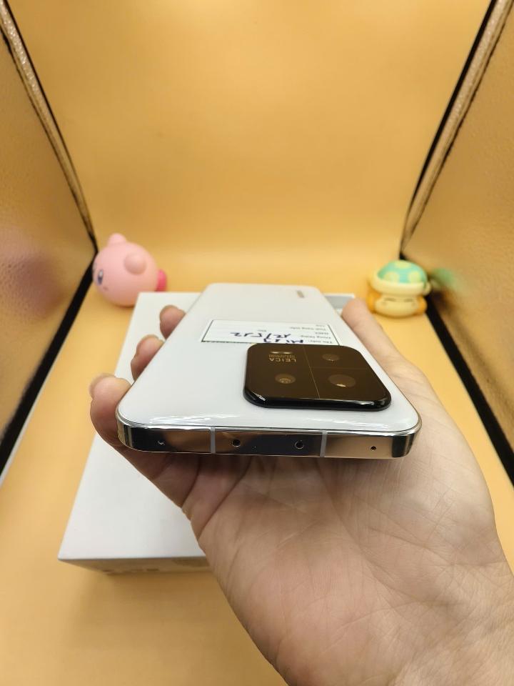 Xiaomi 13 12/512 Rom quốc + sạc-duoc-ban-tai-0937545427