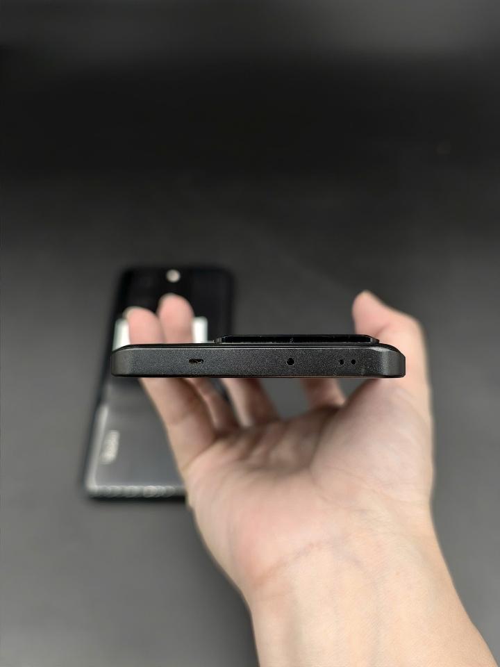 K60 Ultra – 16/512 rom quốc tế-duoc-ban-tai-Nhất Tín Mobile , anh chị nhắn zalo 0937545427 ,để tư vấn trước khi đặt hàng giúp em