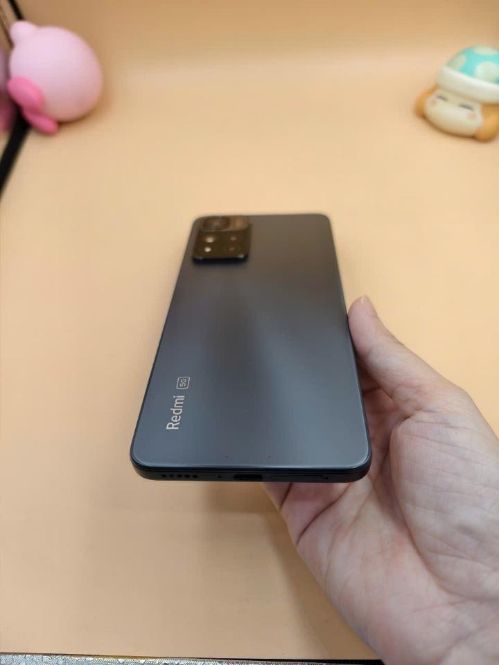 Redmi Note 11 pro plus 8/256 rom quốc tế-duoc-ban-tai-0937545427