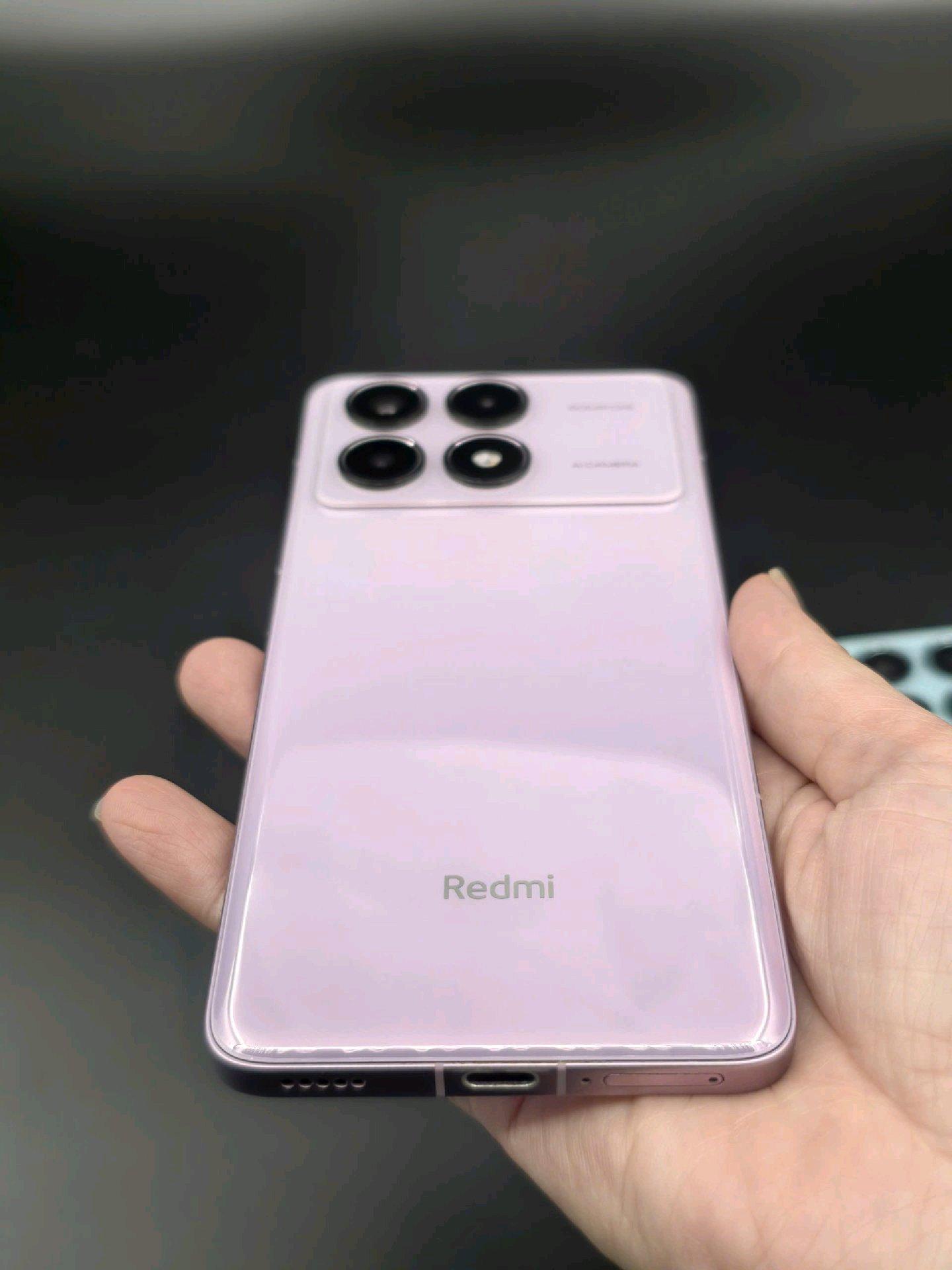 Xiaomi Redmi k70 12/256, 16/256 và 16/512 Rom quốc tế-duoc-ban-tai-Nhất Tín Mobile , anh chị nhắn zalo 0937545427 ,để tư vấn trước khi đặt hàng giúp em