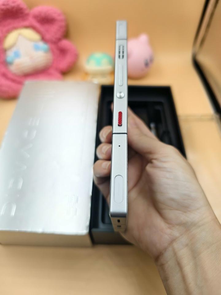 Redmagic 9s Pro 12/512 Rom quốc tế-duoc-ban-tai-0937545427