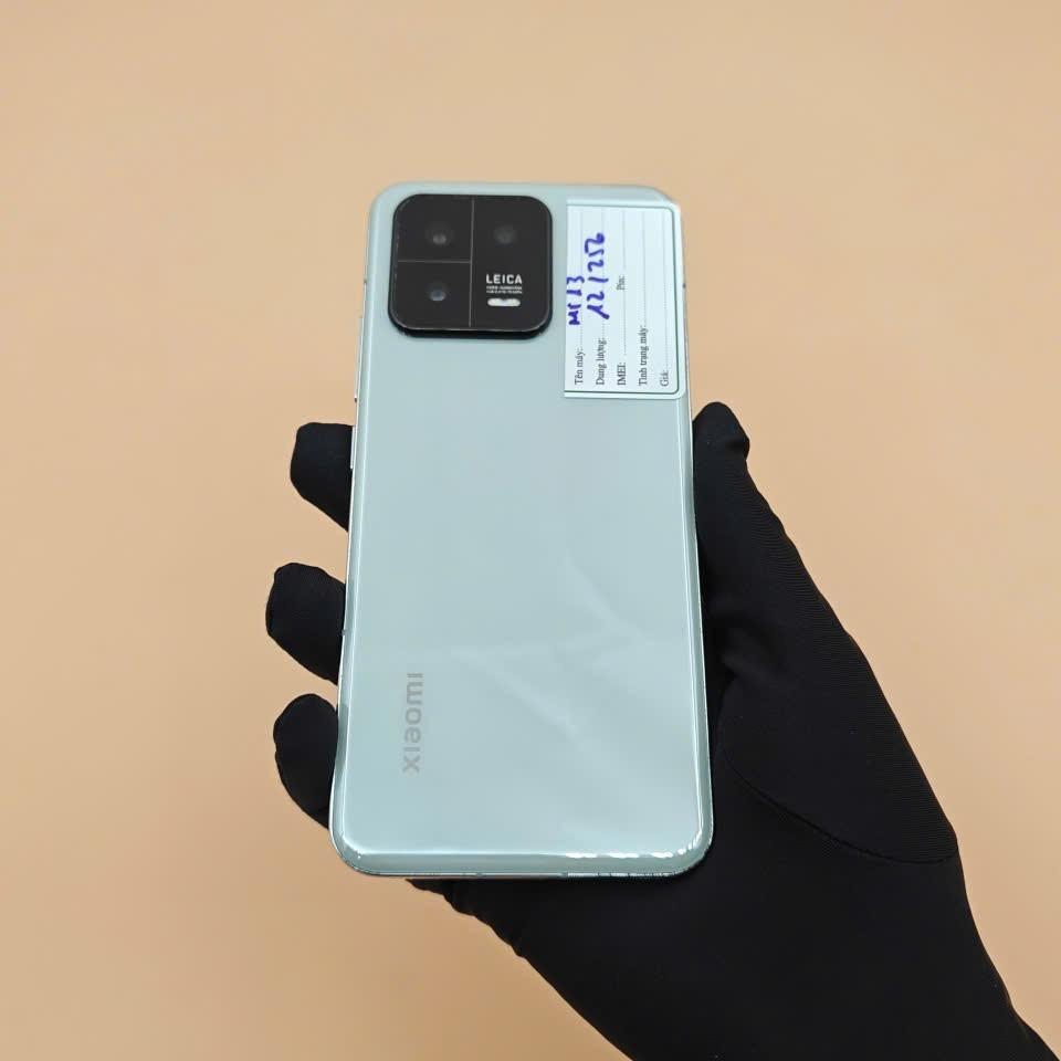 Xiaomi 13 12/256 98,9% Rom quốc tế-duoc-ban-tai-Nhất Tín Mobile , anh chị nhắn zalo 0937545427 ,để tư vấn trước khi đặt hàng giúp em