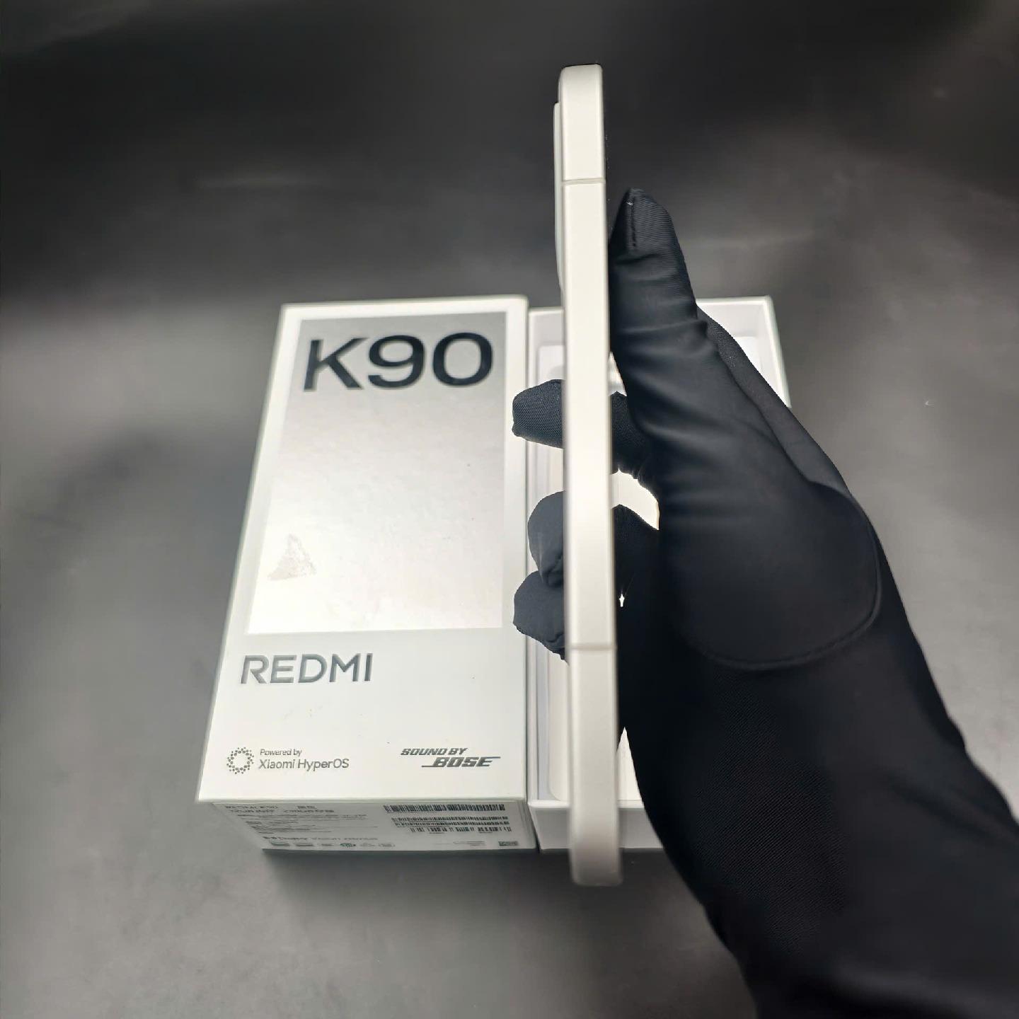 Xiaomi Redmi K90 12/512 Rom quốc tế-duoc-ban-tai-Nhất Tín Mobile , anh chị nhắn zalo 0937545427 ,để tư vấn trước khi đặt hàng giúp em
